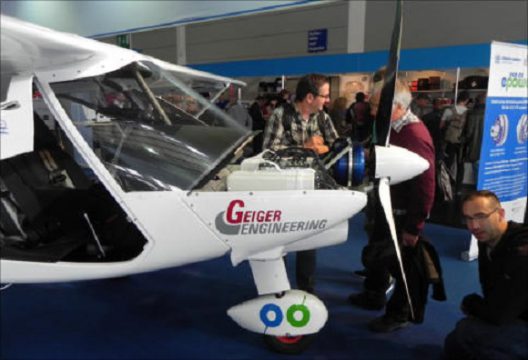 Comco Ikarus Flies on Electric Power